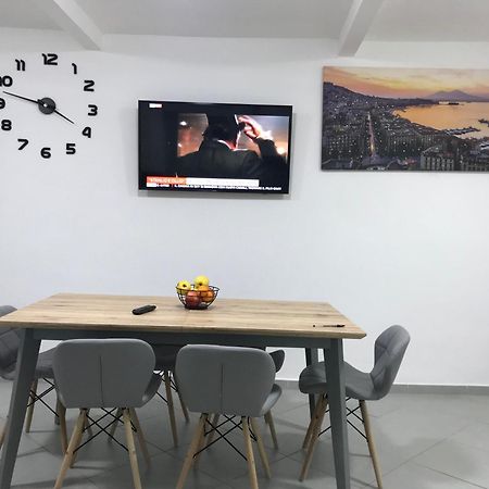 Dilemma Bed & Breakfast Napoli Bagian luar foto