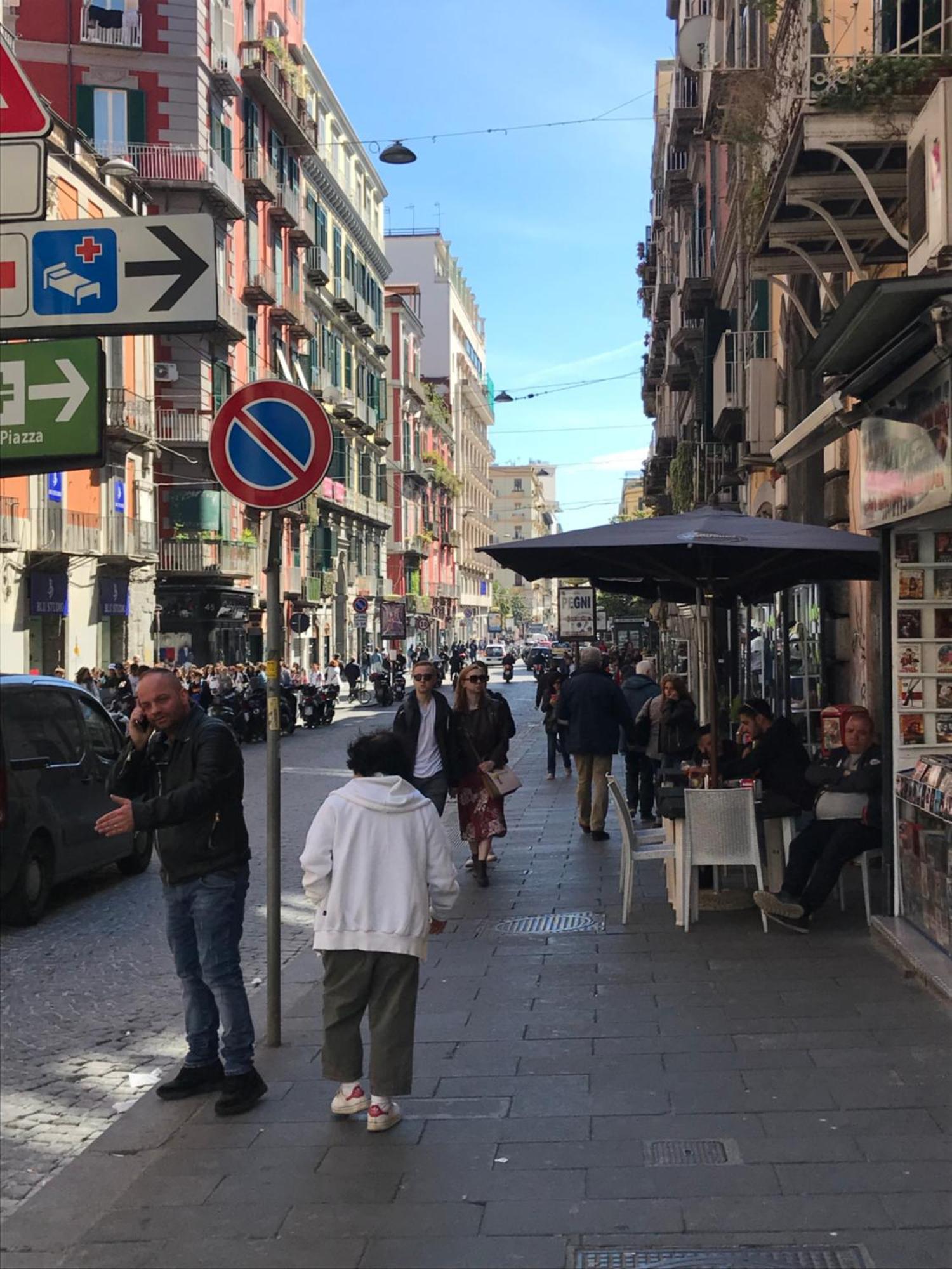 Dilemma Bed & Breakfast Napoli Bagian luar foto